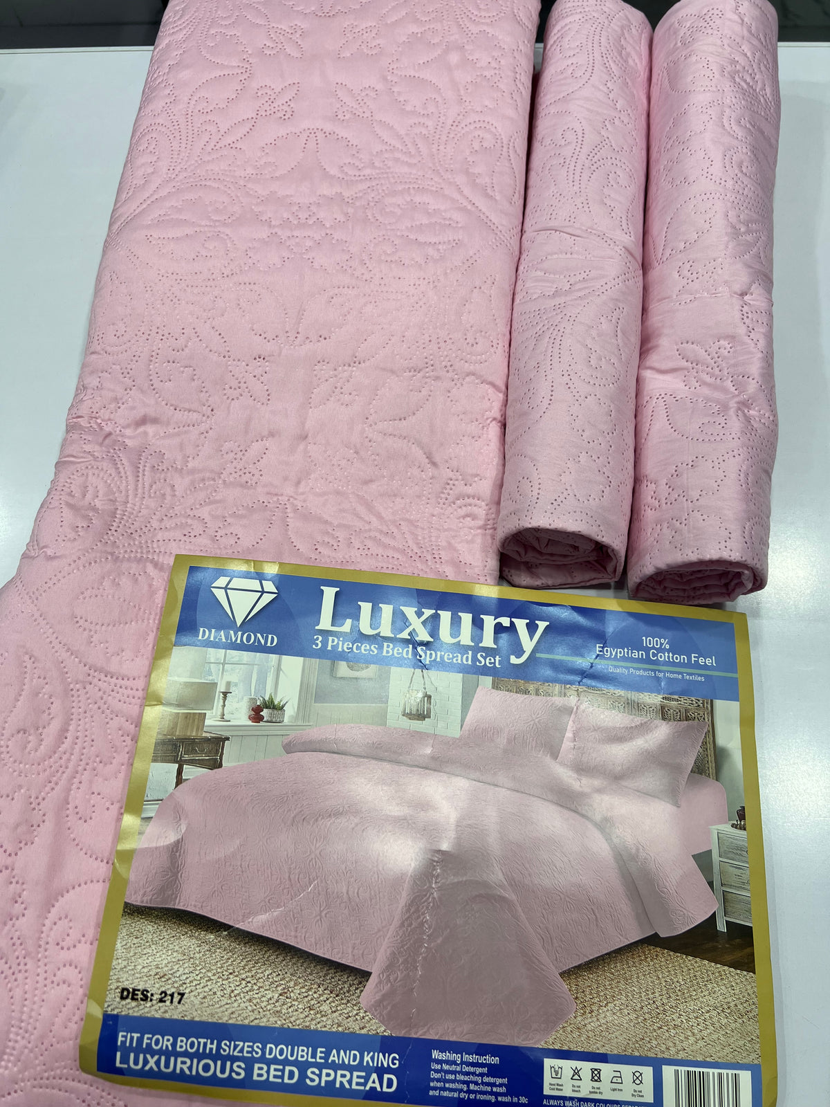 Diamond Luxury bedspread set